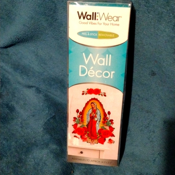 🌻5/$10 Peel &:Stick/ Removable Wall Decor - Picture 1 of 3